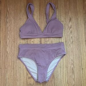 Size M womans bikini